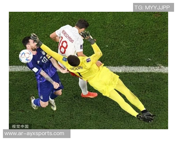 巴萨防线疲软什琴斯尼神扑难阻连续8场失球困境